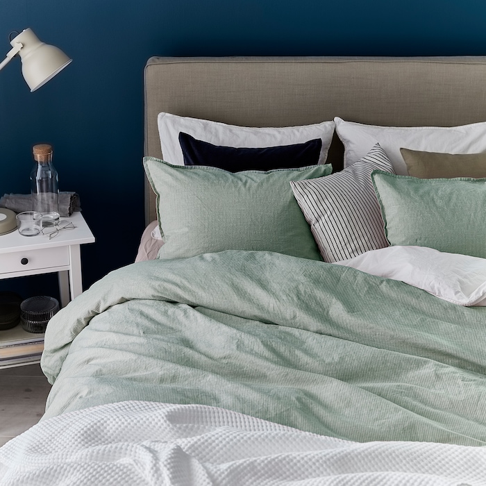 Duvet cover and pillowcase