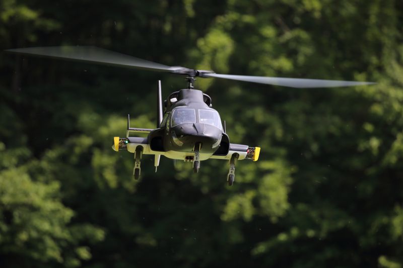 200606_2.jpg Exceed RC MadHawk 4-Channel RC Helicopter RTF Fixed Pitch – 100% Ready-to-Fly Fully Loaded w/ LCD Remote Control (Black AirWolf)
