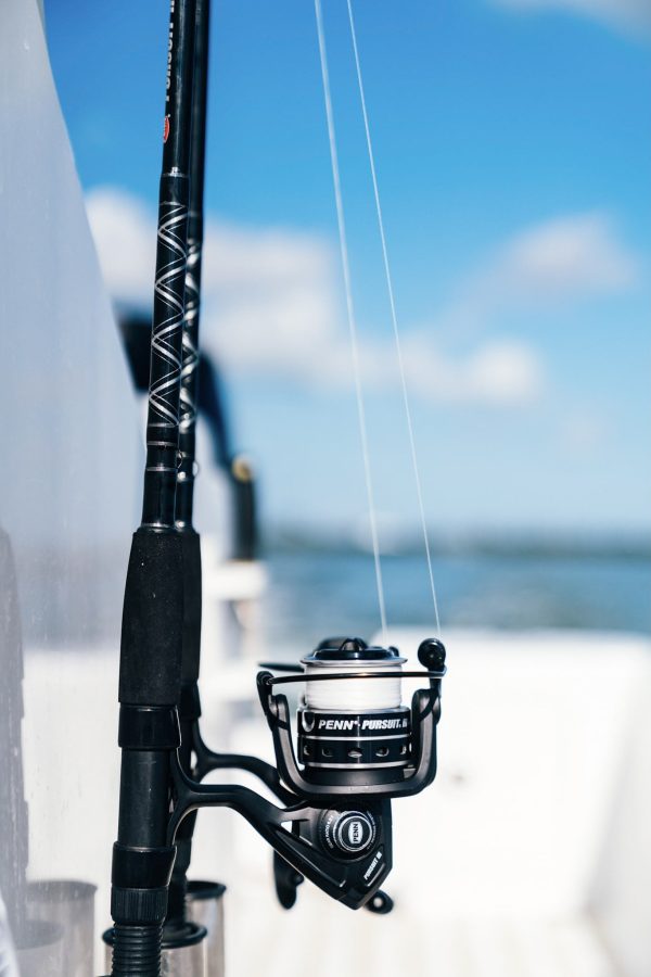 PENN 7' Pursuit III 1-Piece Fishing Rod and Reel (Size 4000) Spinning Combo