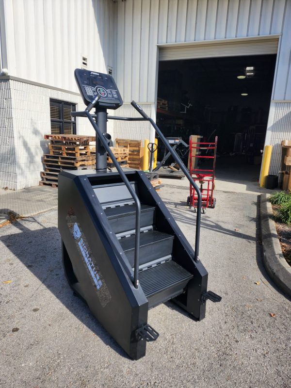Signature Fitness Continuous Climber Gym Equipment Stair Stepper for Exercise